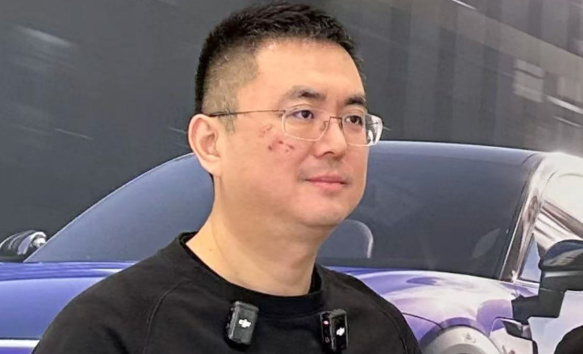 極越大規(guī)模裁員,揭不開(kāi)鍋是假,賣不動(dòng)車卻是真!