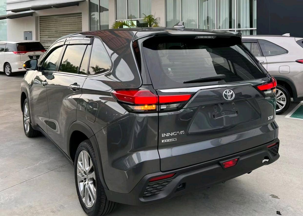 外觀酷似漢蘭達,TOYOTA入門級7座SUV駕臨