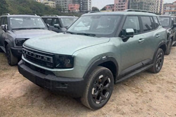 全新捷途自由者實(shí)車曝光,尺寸超二代大狗,兩種渦輪動(dòng)力可選