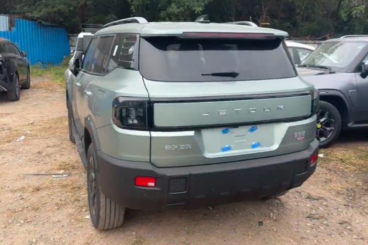 全新捷途自由者實(shí)車曝光,尺寸超二代大狗,兩種渦輪動(dòng)力可選