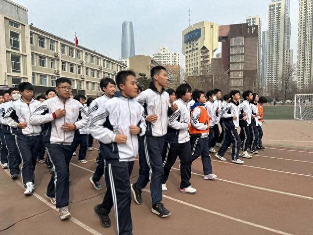 2025 教育改革大動(dòng)作!家長(zhǎng)學(xué)生必看,未來(lái)教育走向何方?