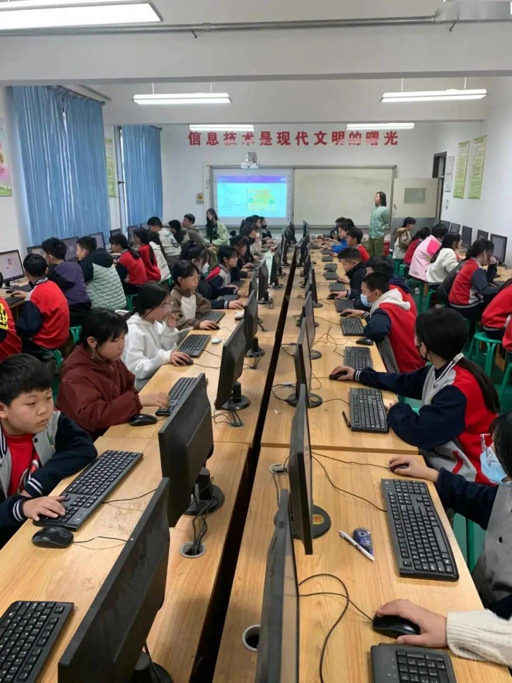 2025 教育改革大動(dòng)作!家長(zhǎng)學(xué)生必看,未來(lái)教育走向何方?