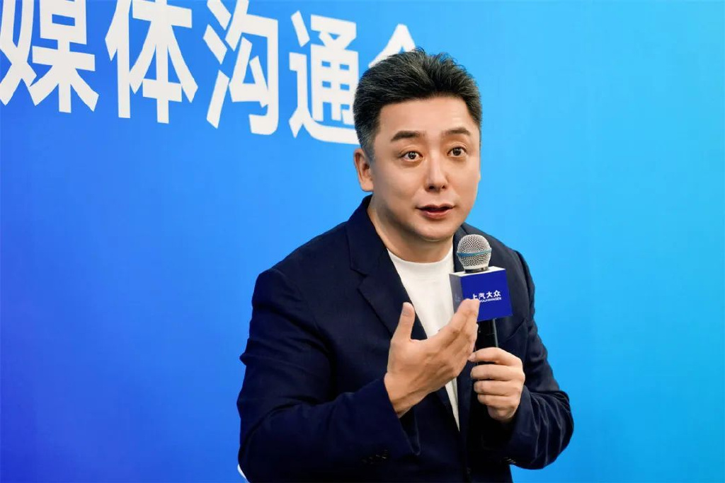 國外狂賺國內涼涼,\"雙面人生\"名爵還能演多久?