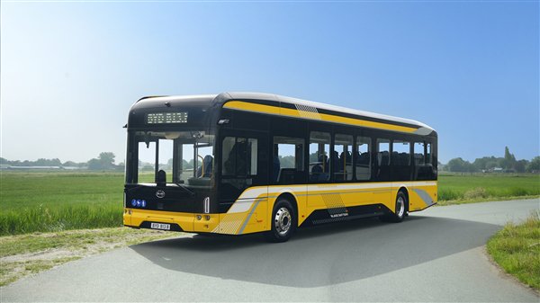 比亞迪全新大巴B13.b全球首秀:560度刀片電池 續航最高700公里