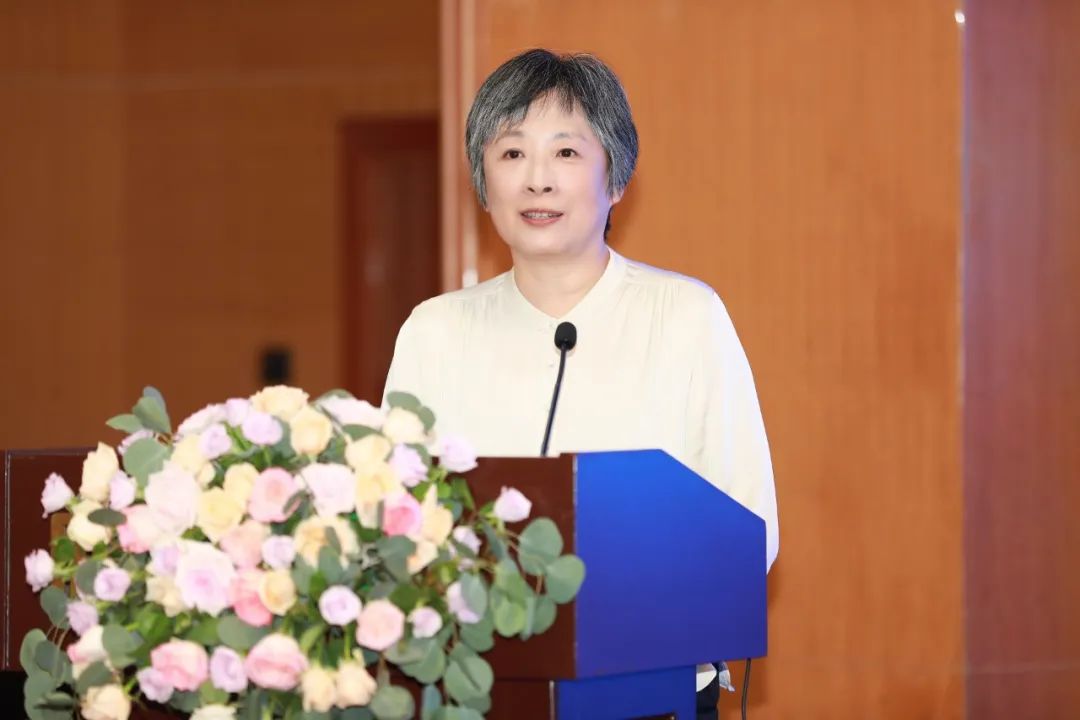 比亞迪叉車經(jīng)營性租賃發(fā)布會在北京舉行