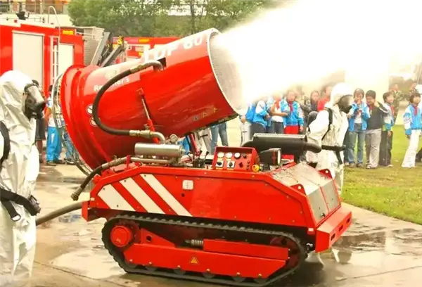 蘇州主場降溫機器人出大招：具備吹風、排煙、滅火三合一功能